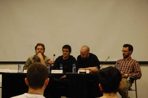 De derecha a izquierda: Xavier Águeda, Ismurg, Runtime y Nahum Rivas en la mesa redonda sobre Webcómics